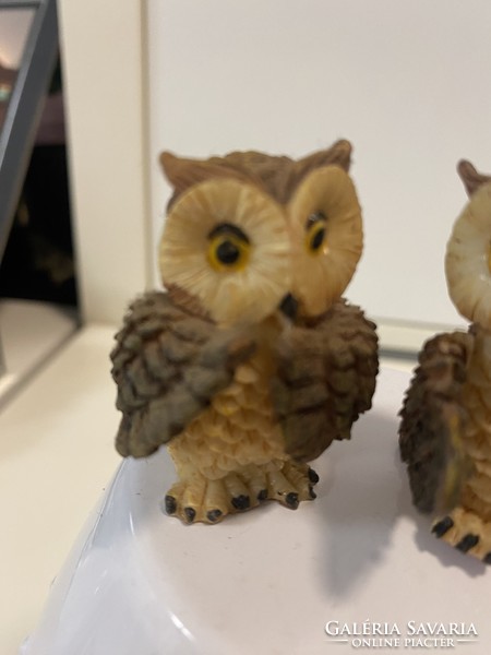 From the owl collection, 2 old owl figurine decorations, polyresin resin 4.5 cm