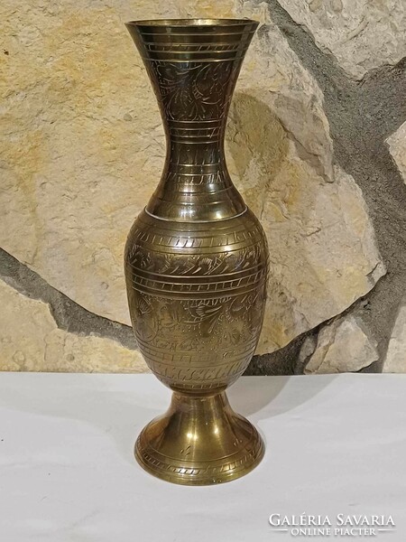 Copper vase with engraved pattern 24.5 Cm