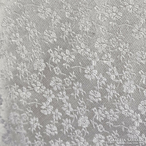 ESKÜVŐ NYD08 - Hófehér színű virág mintás selyem szatén nyakkendő + díszzsebkendő