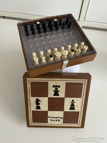 Complete travel camping chess set set 70s