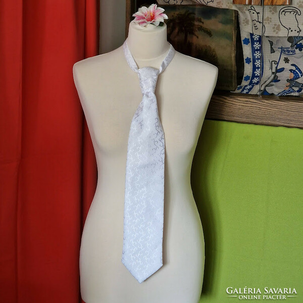 ESKÜVŐ NYD03 - Hófehér színű levél mintás selyem szatén nyakkendő