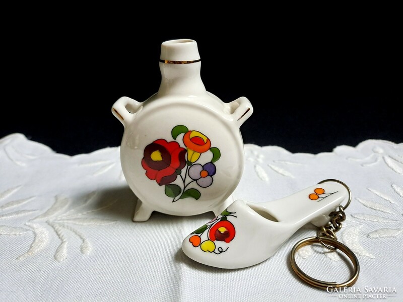 Original Kalocsa porcelain small water bottle + slippers with metal key holder 2