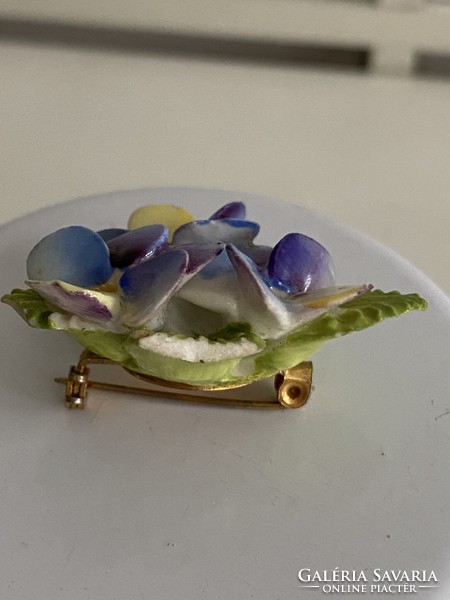 Old English handmade and painted porcelain brooch with gift box 4.5x3.5 cm