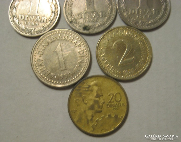 9 Yugoslavian dinars