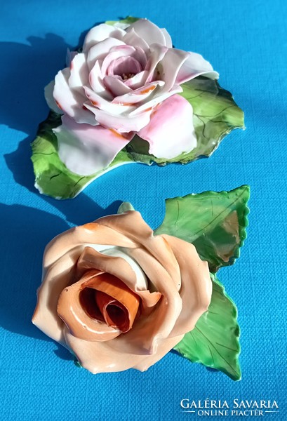 2 Herendi rózsa csorbulásokkal