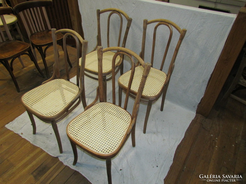 Antik Thonet szék 4db (felújított)