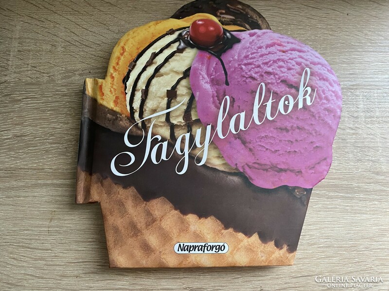 Shaped cookbook - ice creams new