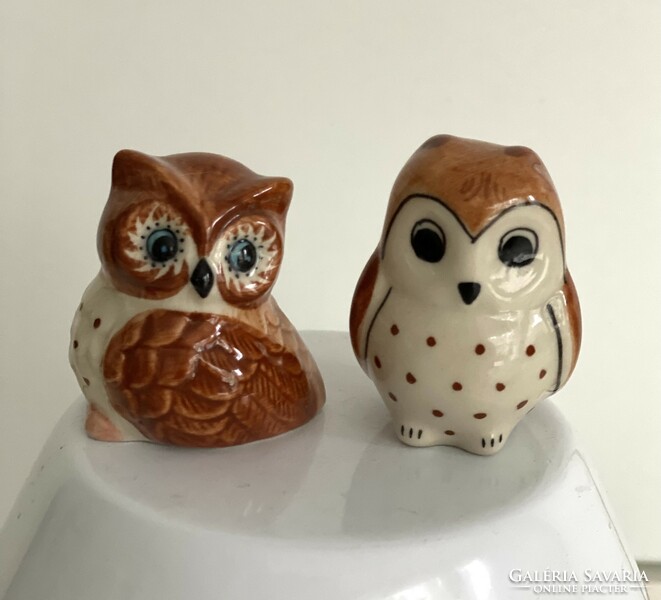 From the owl collection, 2 old ceramic ornaments with figures of owls, 4 cm