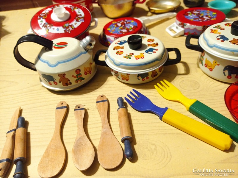 34 baby kitchen utensils plus gift accessories for little girls!!