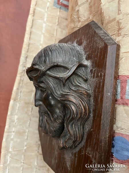 Bronze head of Jesus
