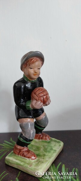 Retro  iparművészeti Izsépy mázas  kerámia foci kapus figura - 16 cm magas