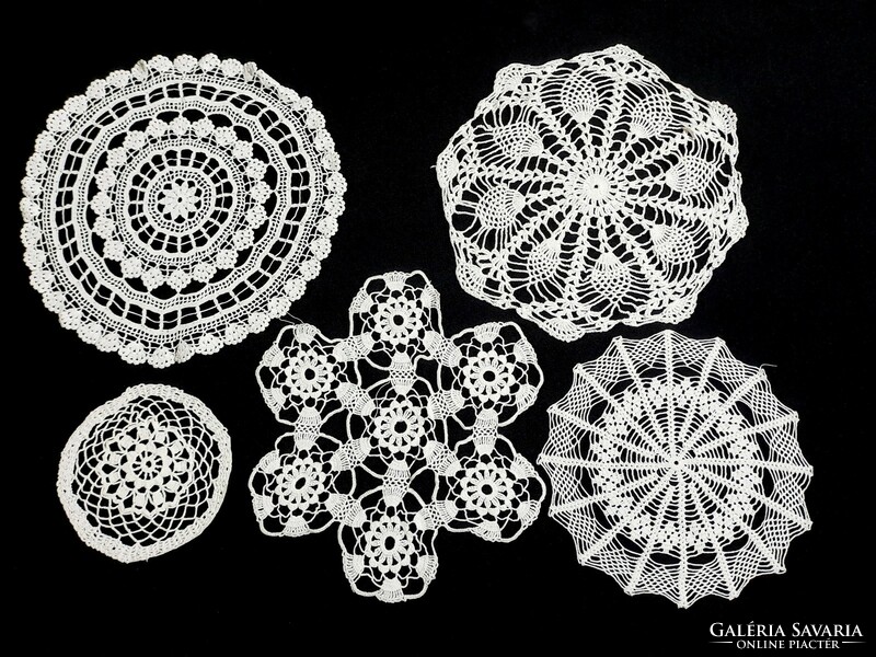 5 Pcs hand-crocheted lace tablecloth size 3 12-26 cm