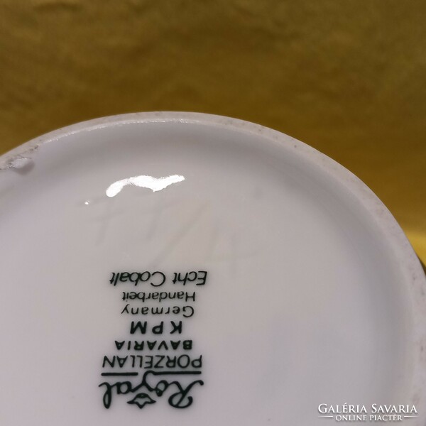 Royal porcelain, Bavaria, kpm. Porcelain vase serial number 77/4.