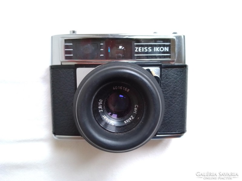 Zeiss icon contessa lbe camera with pancolar 2.8/50 carl zeiss tessar lens with original case