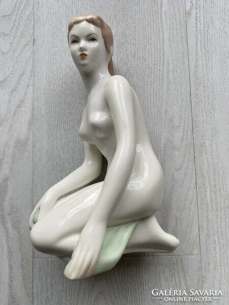 Aquincum 4 porcelain figurines for sale together