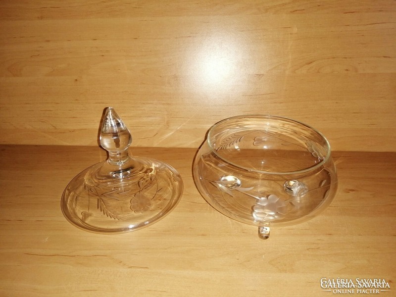 Gyönyörű antik metszett üveg három lábú bonbonier (sz)