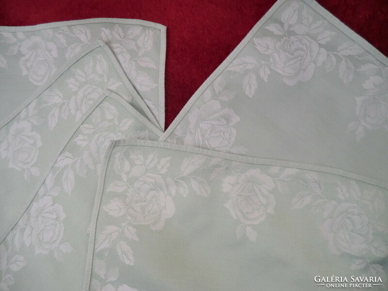 Small damask napkin 25x27 cm pale green for 5 bread baskets, for pastries