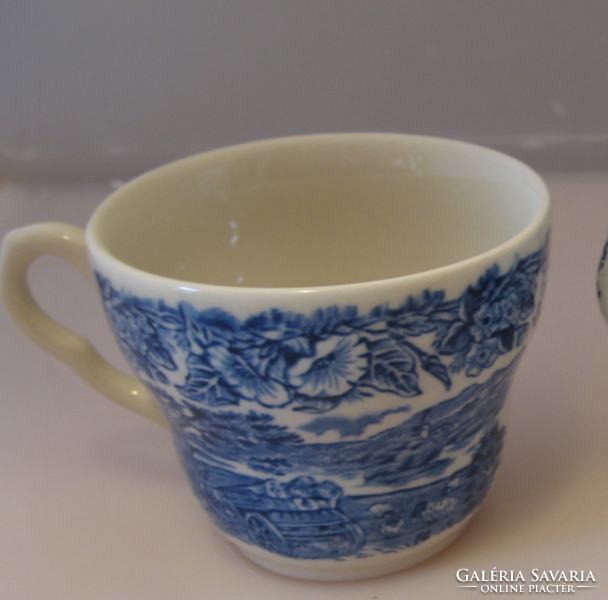 Blue English chariot cup