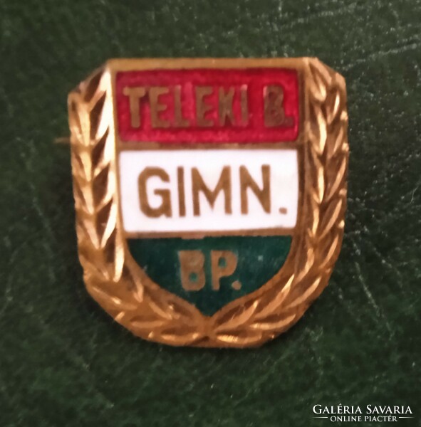 Teleki blanka high school (Budapest) golden wreath badge 1978