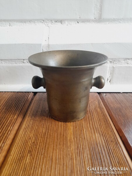 Small copper mortar without pestle, 9.1 cm