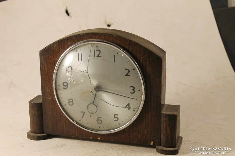 Art deco mantel clock 927