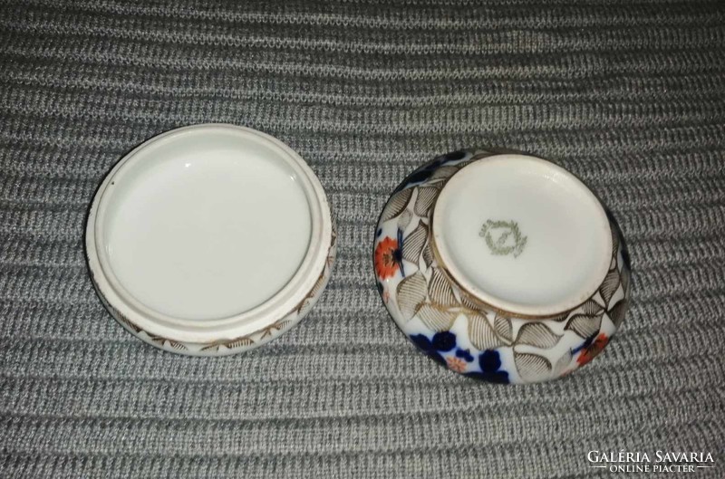 Antique royal austria porcelain jewelry holder (a9)