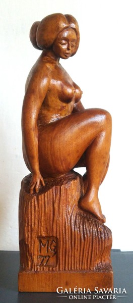 Female nude carved wooden statue