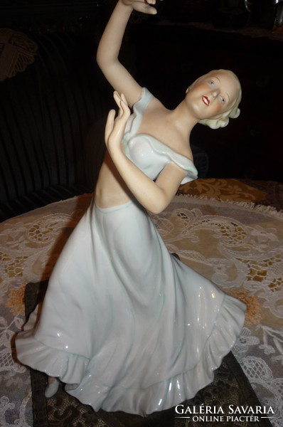 38 cm. magas Wallendorf porcelán balerina 2310 22