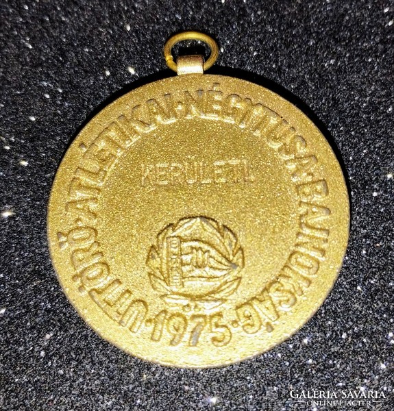 Medal - pioneering athletics quadruple championship 1975