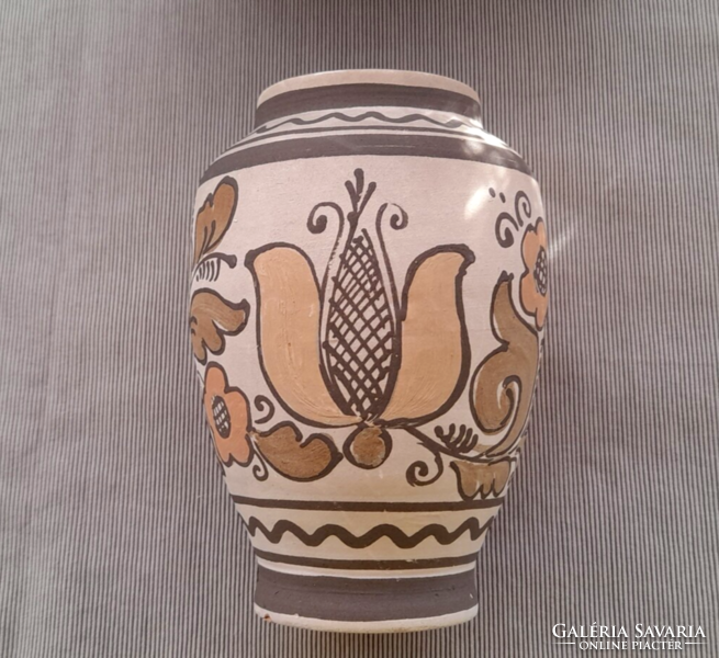 Korondi ceramic wall plate + vase