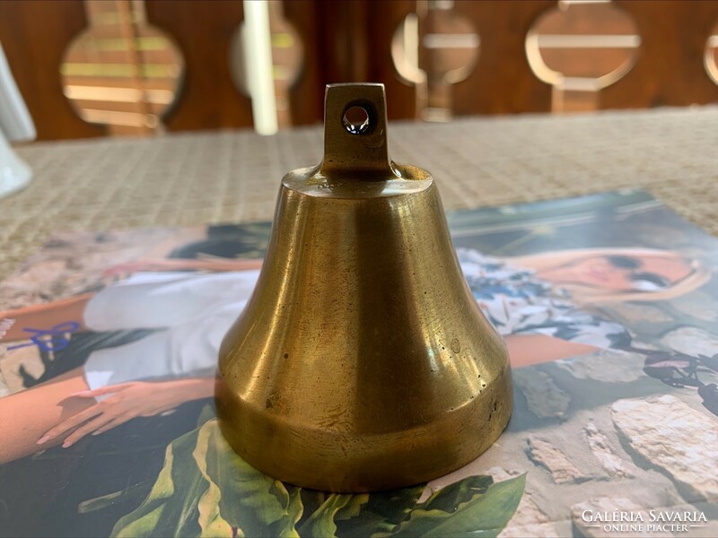 Solid copper, nice-sounding small bell, bell, 6 cm. High. A total of 4 pcs. Yes, 5,900/pc.