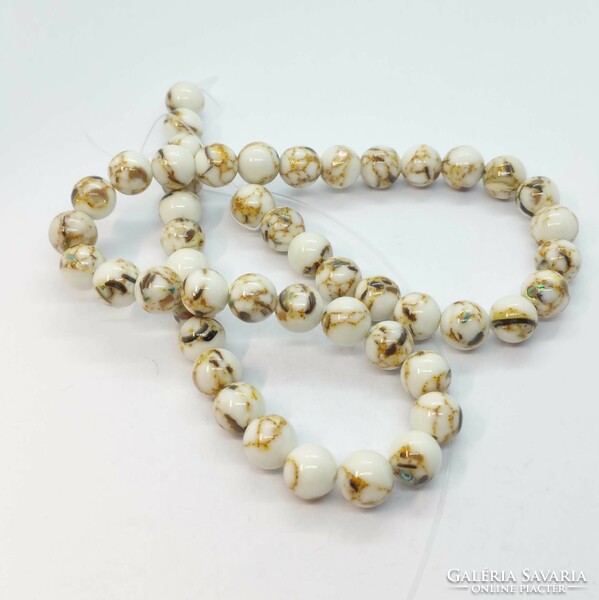 Pressed shell pearl 8 mm
