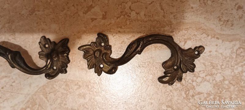 2 Pieces of copper or bronze furniture drawer handles