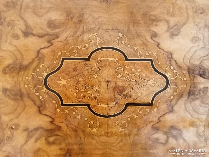 Inlaid Victorian card table (lanterloo table)