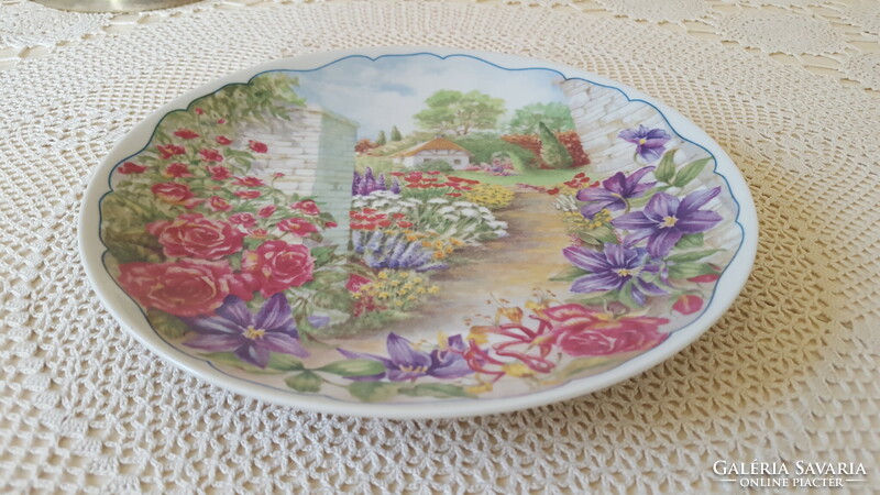 Beautiful floral St.Andrews porcelain plate, wall decoration