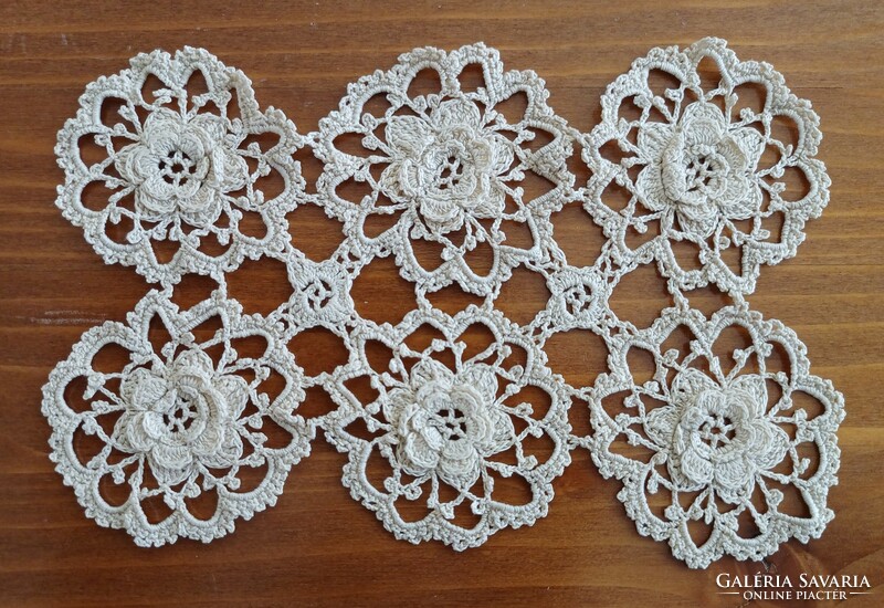 6-star crochet doily with 