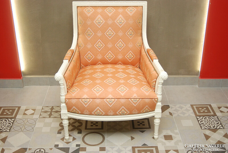 Armchair with neo-baroque design features