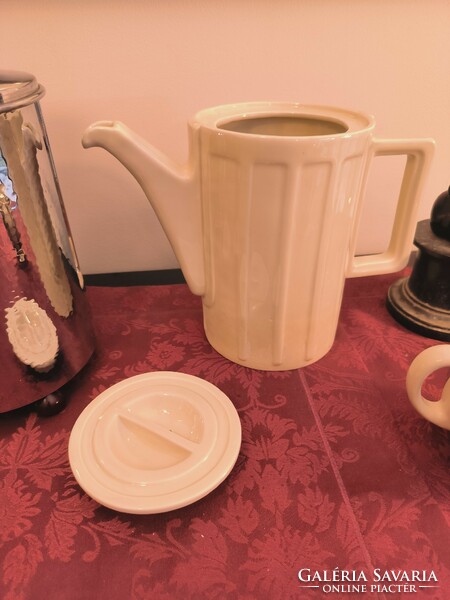 Bauhaus coffee/tea set of 4 pieces from the 1930s in exceptionally good condition. (Wmf/ever-hot, art deco)
