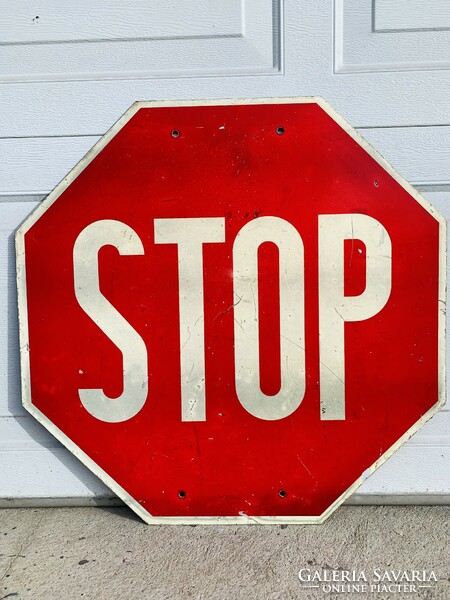 Stop sign (1974)