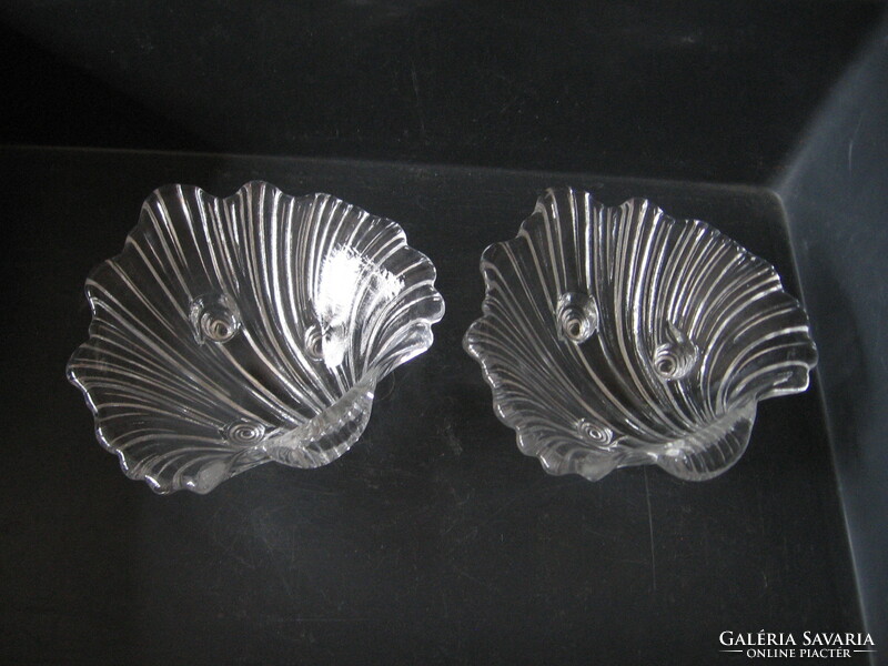 Pair of Mikasa walther glas shell-shaped serving bowls