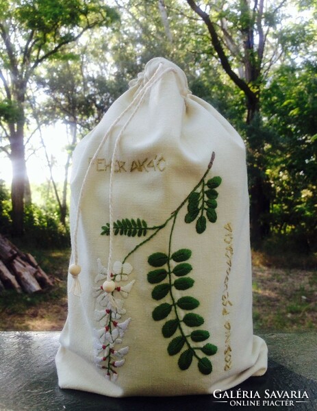 Embroidered herbal bag with white acacia pattern