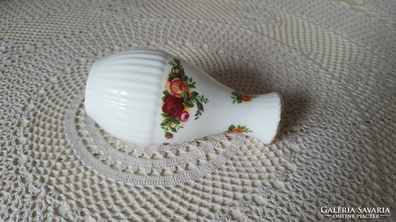 Kisméretű,Royal Albert Old Country Roses porcelán váza