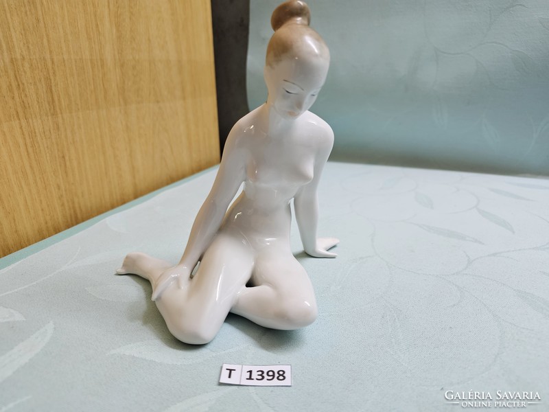 T1398 aquincum hanzély Jenő reclining nude 1960 17 cm