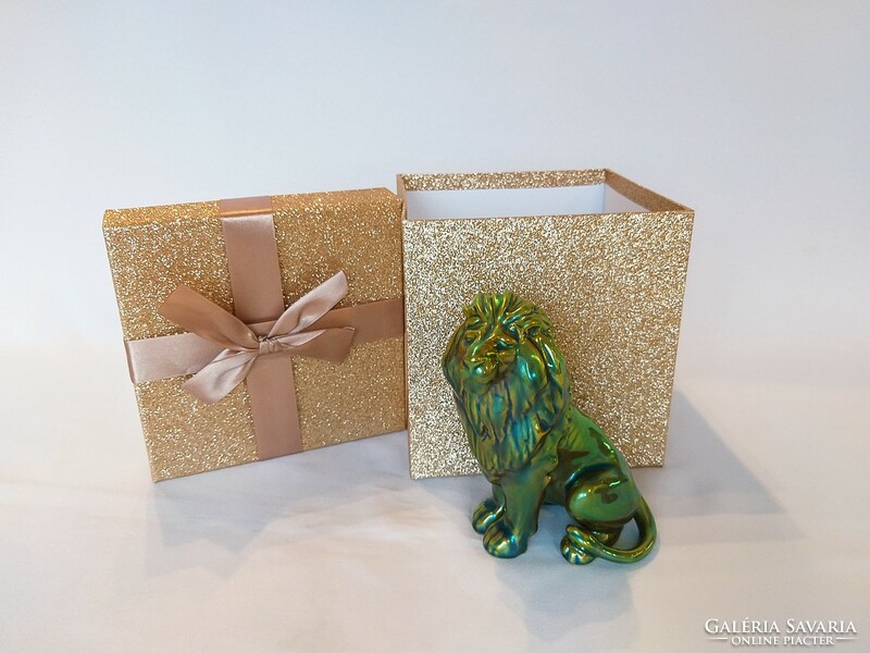 Zsolnay gold-green eosin lion, with decorative box. Flawless!