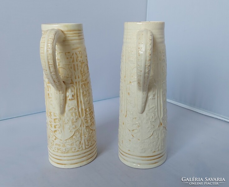Zsolnay jars with relief decoration 1887/89, old ivory series