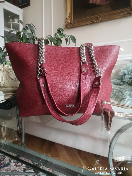 Lasocki large leather bag 38 x 22 x 10 cm burgundy, silver chain