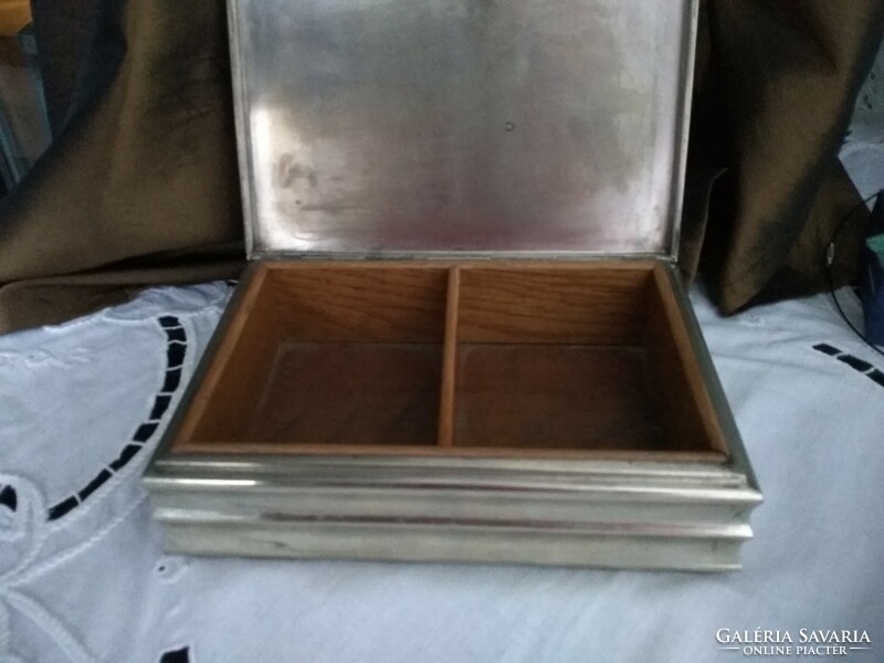 Antik fa betétes Pénzverdés ezüstözött alpakka kártya, szivar vagy ékszer doboz az 50-es évekből!