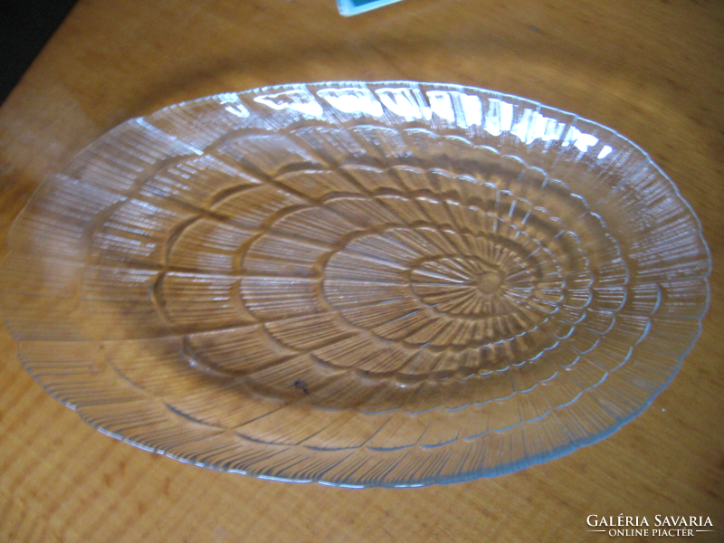 Ovális kagyló forma üveg tál