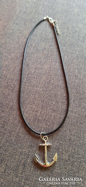 Silver-plated pendant with chain