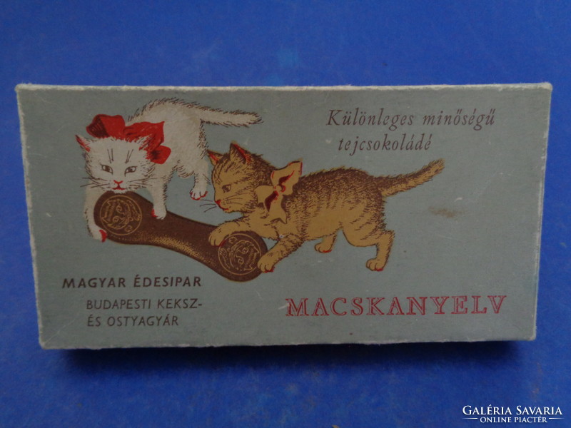 1952 Cat's tongue chocolate box